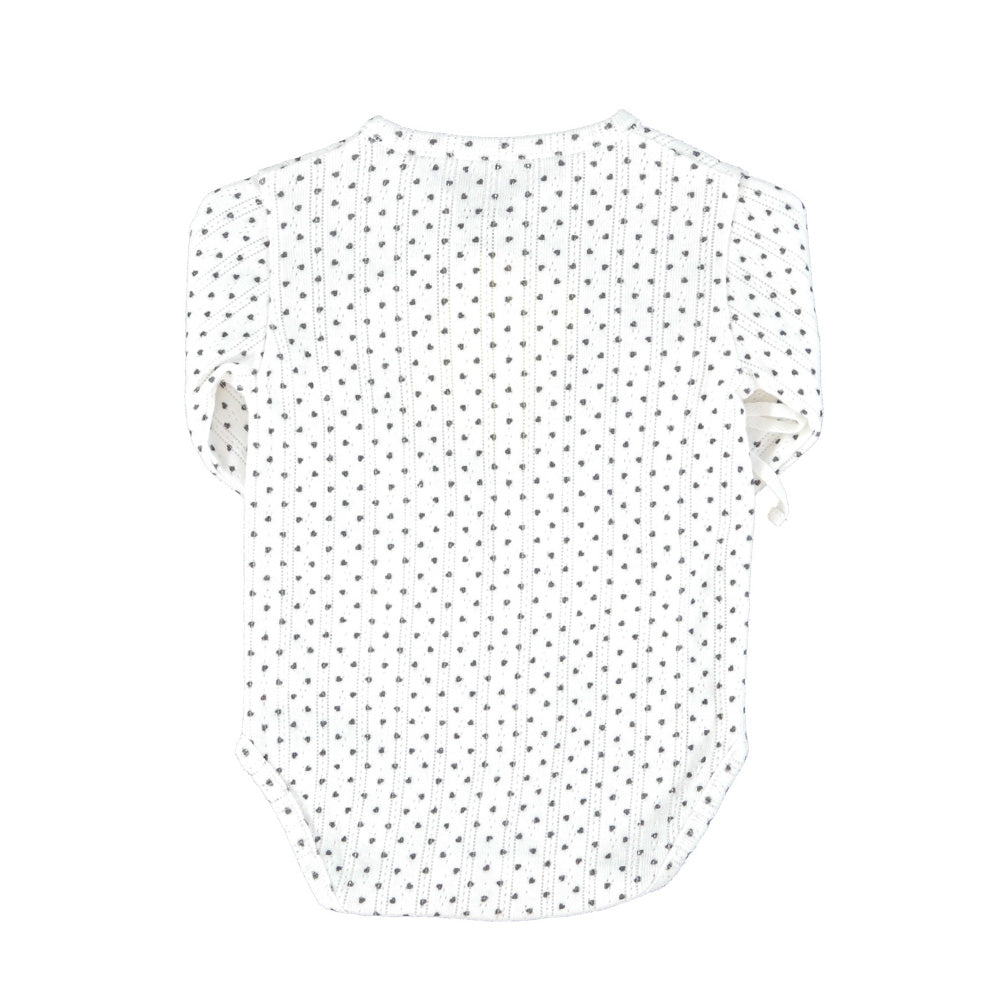 Newborn bodysuit | Ecru w/ little black hearts