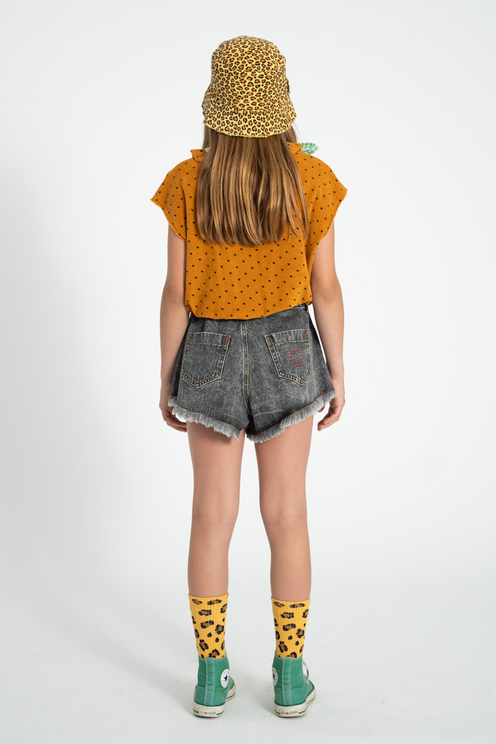 shorts w/ fringes | washed black denim